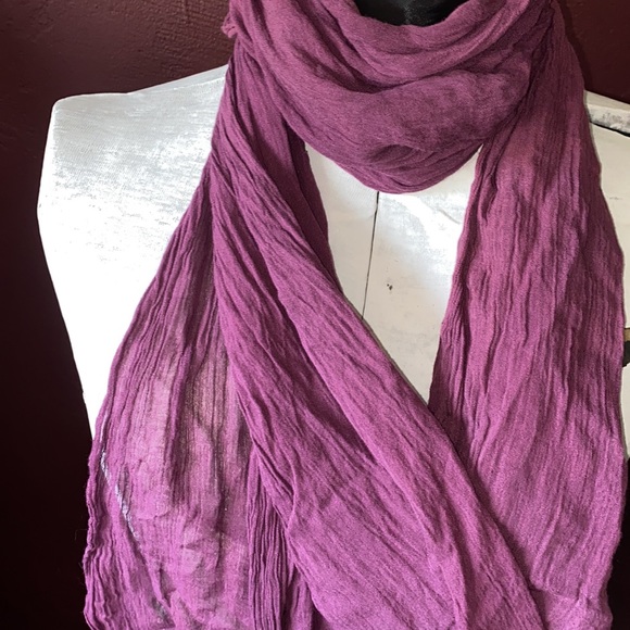 Scarf - Picture 4 of 6